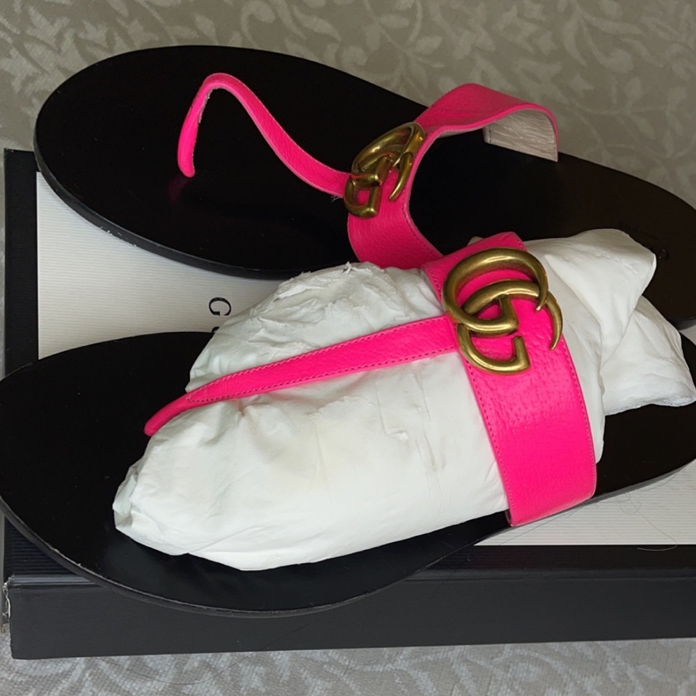 Pink gucci sandals size 41